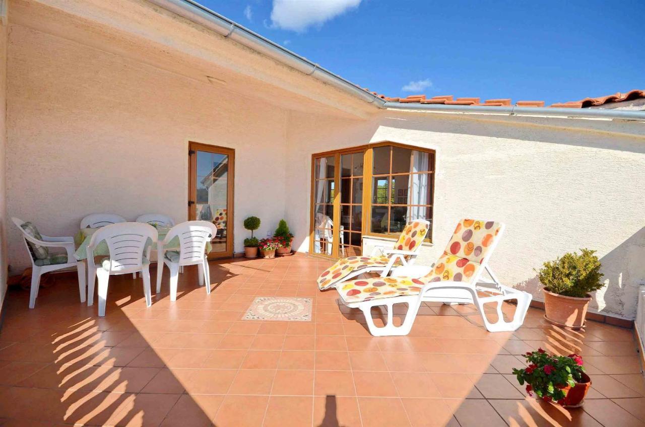 Apartment And Rooms Artina Vodice Buitenkant foto