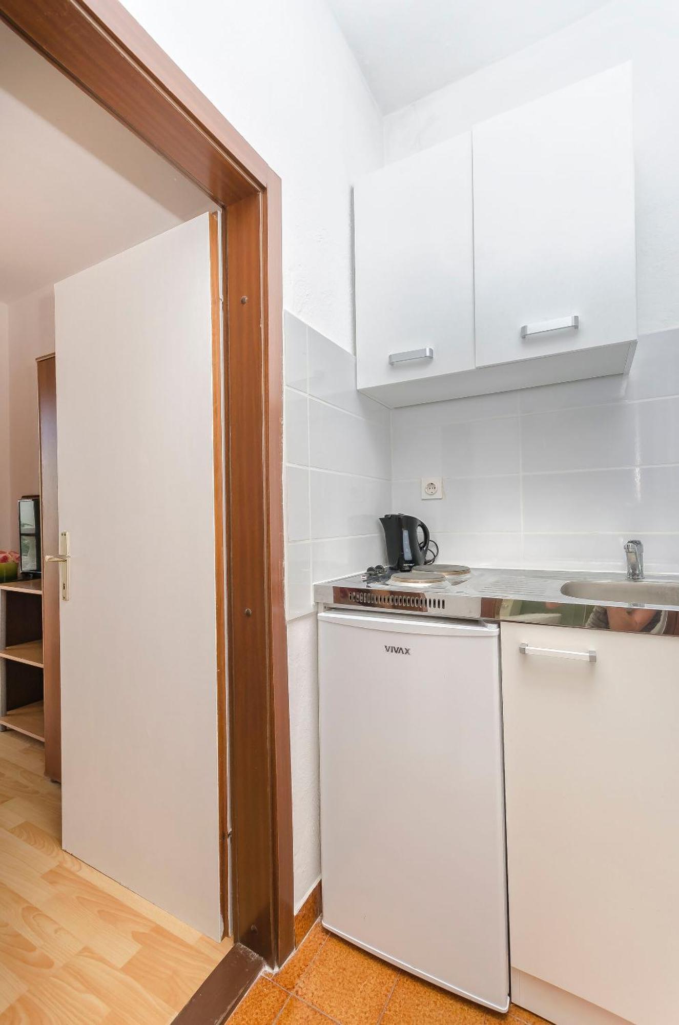 Apartment And Rooms Artina Vodice Buitenkant foto
