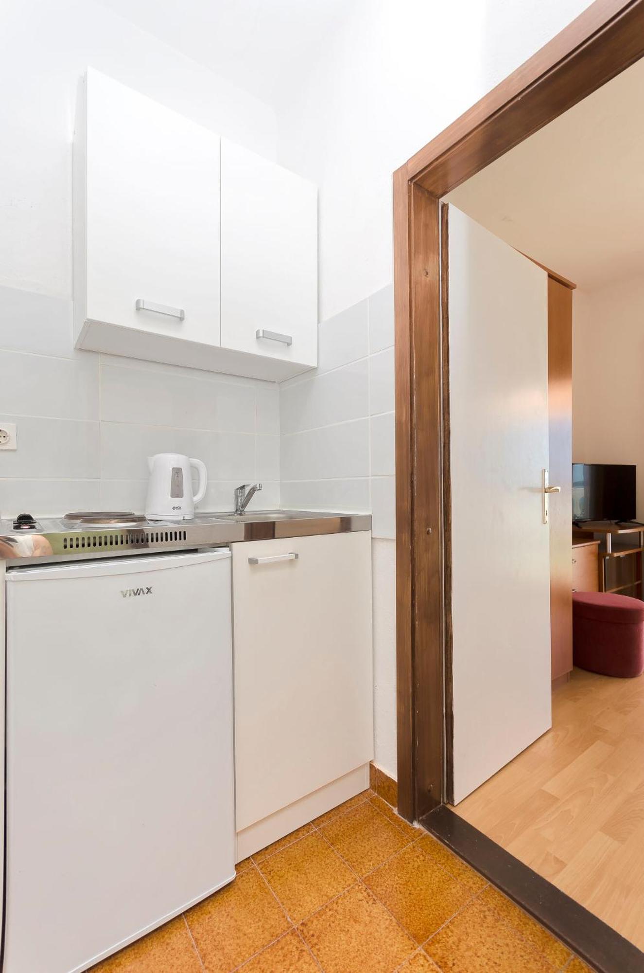 Apartment And Rooms Artina Vodice Buitenkant foto