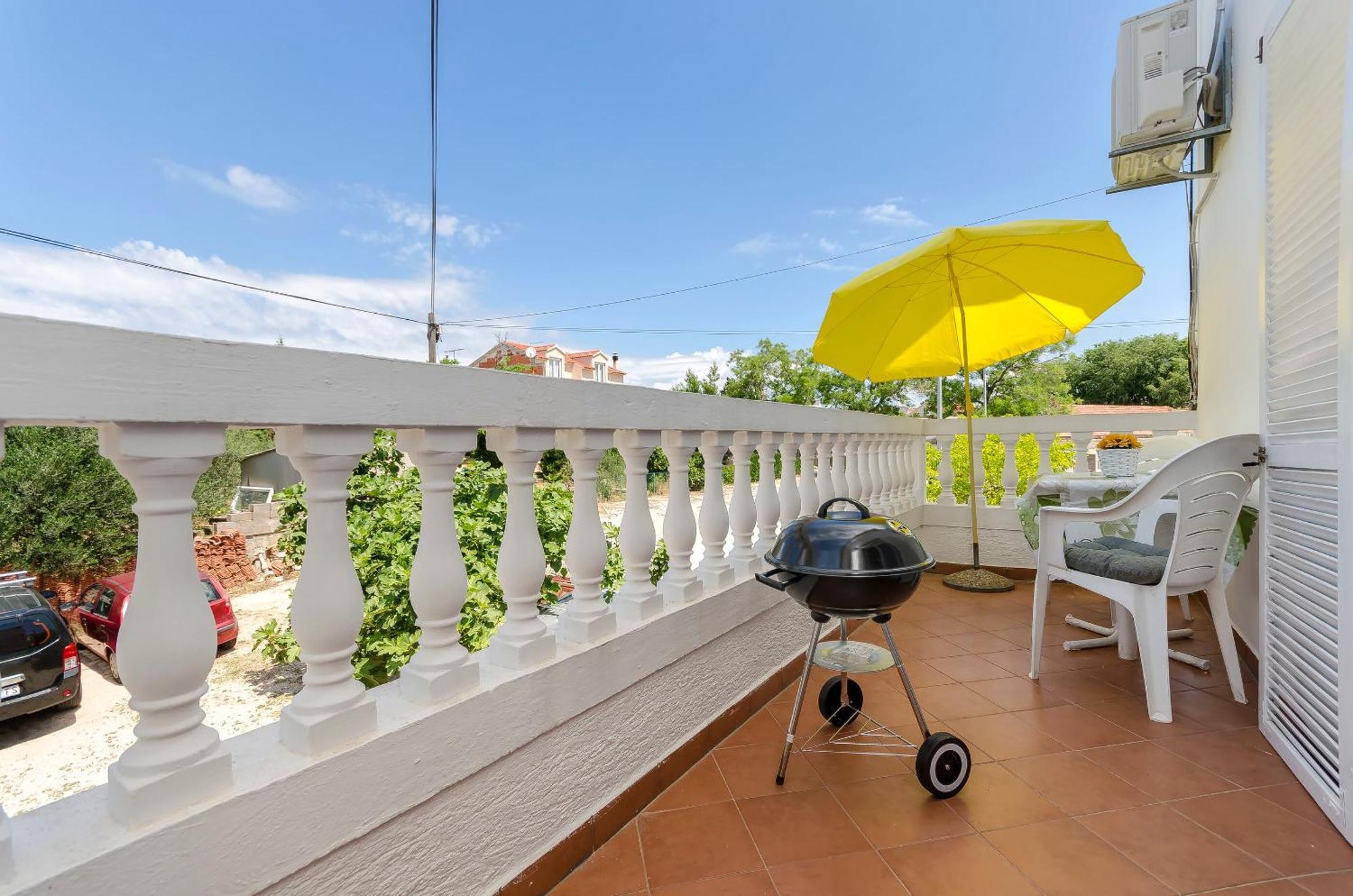 Apartment And Rooms Artina Vodice Buitenkant foto