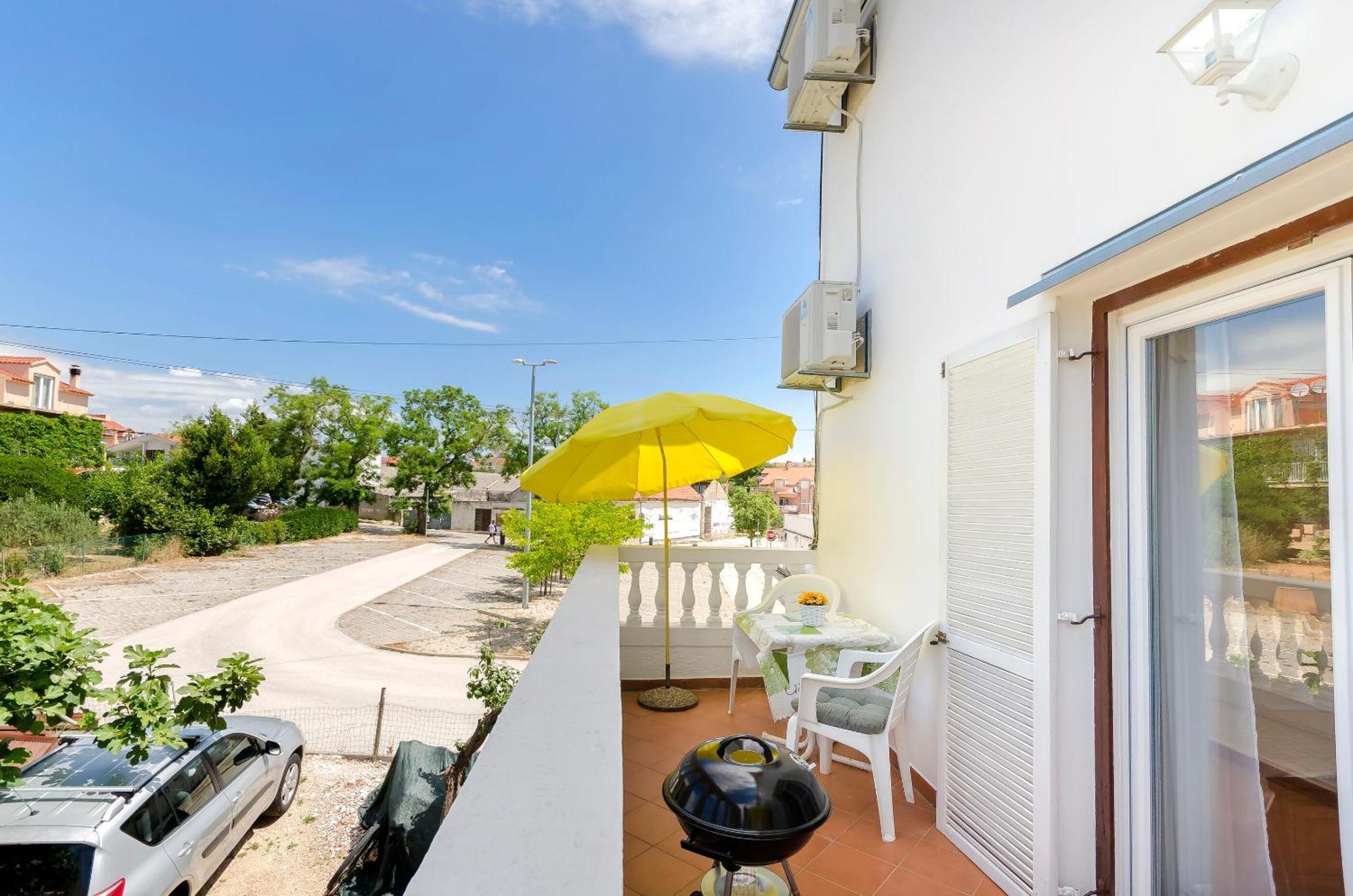 Apartment And Rooms Artina Vodice Buitenkant foto