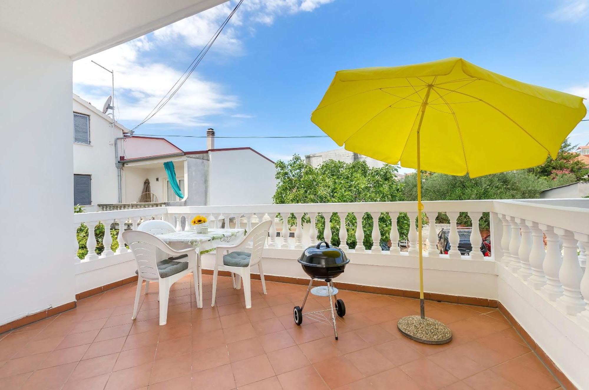 Apartment And Rooms Artina Vodice Buitenkant foto