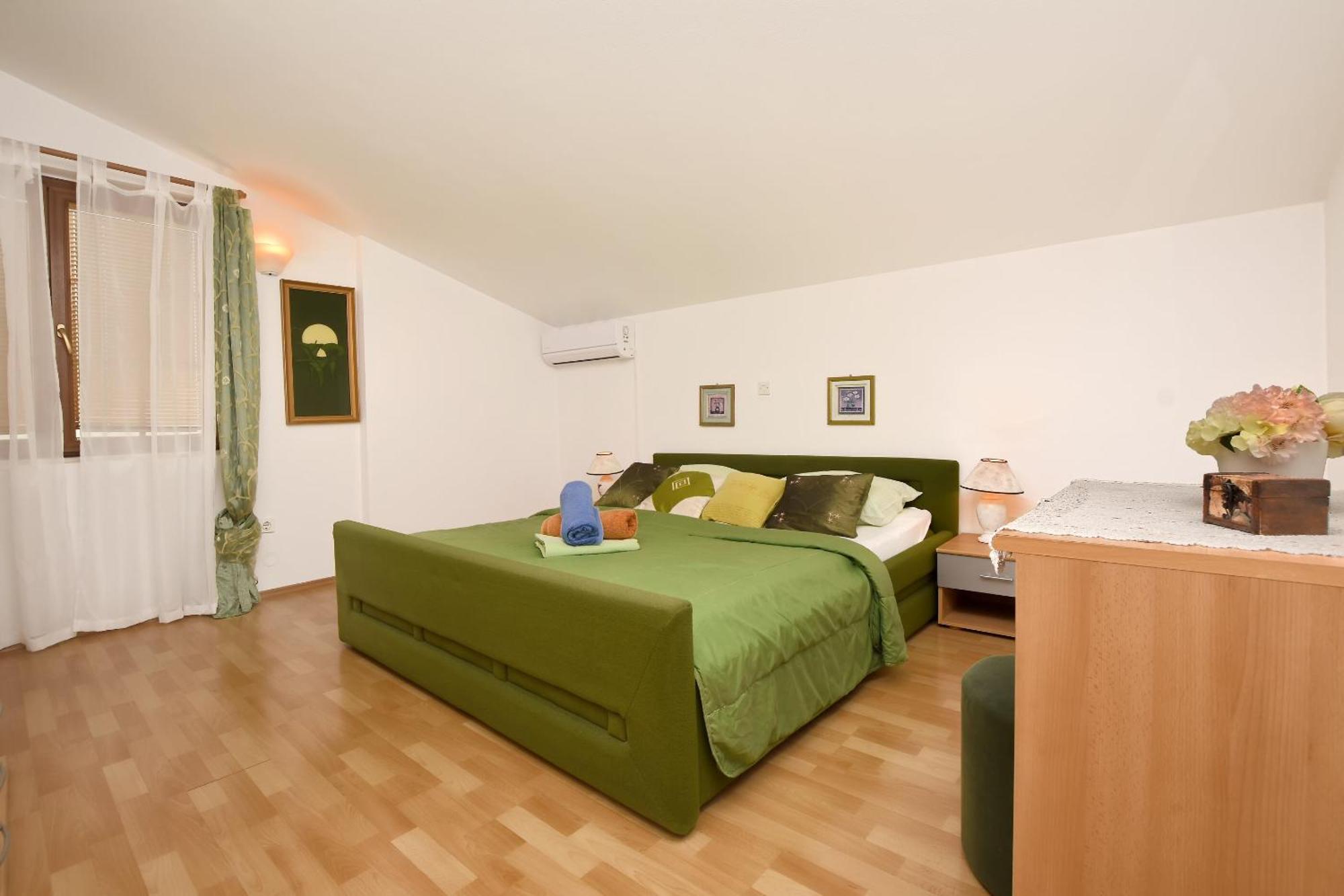 Apartment And Rooms Artina Vodice Buitenkant foto