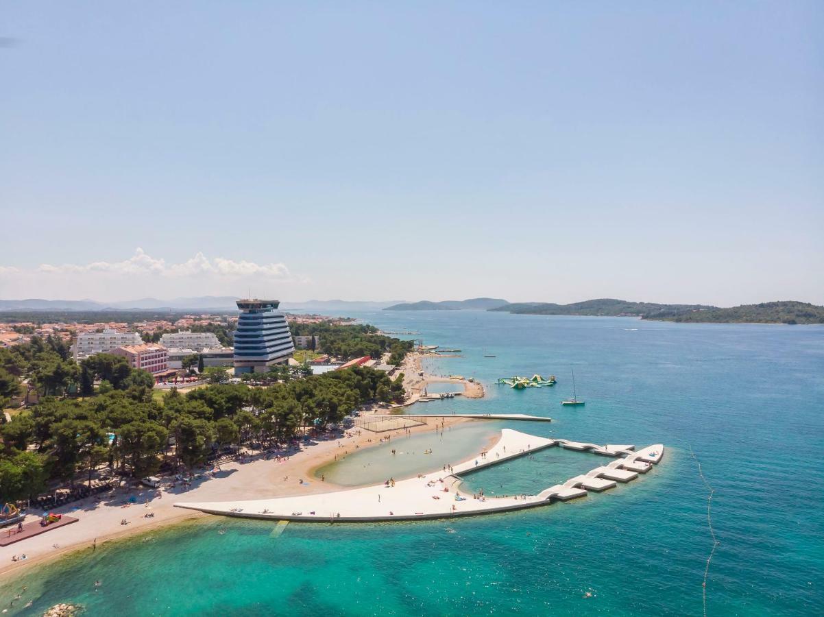 Apartment And Rooms Artina Vodice Buitenkant foto