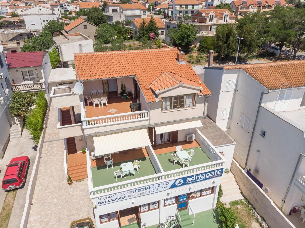 Apartment And Rooms Artina Vodice Buitenkant foto